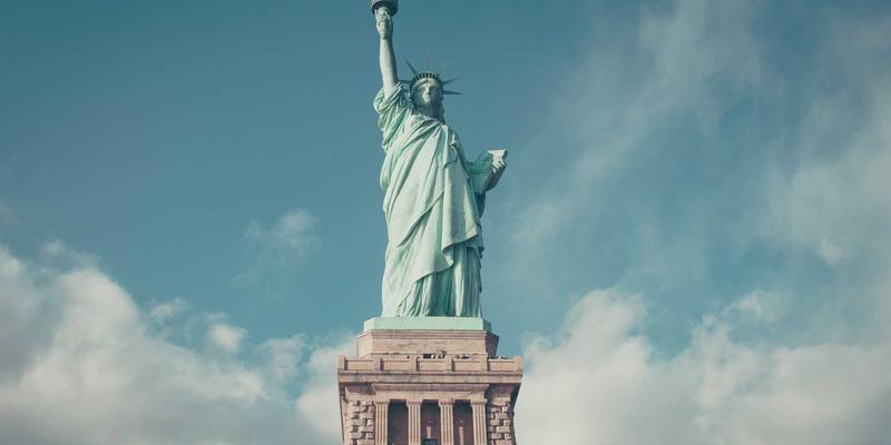 世喜品牌成长启示录：从初创到标杆，解码领导力与个人发展的战略选择